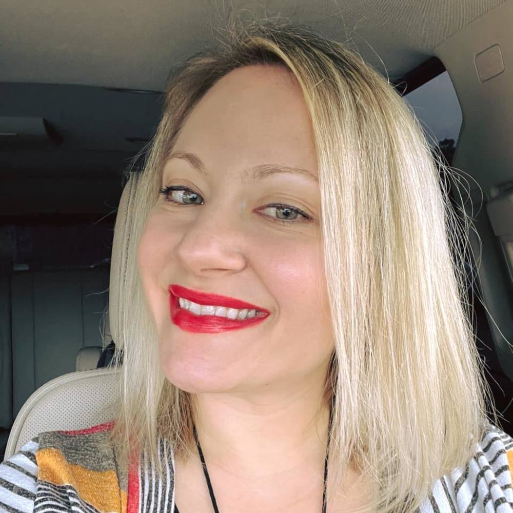 Meet your Posher, Lynne